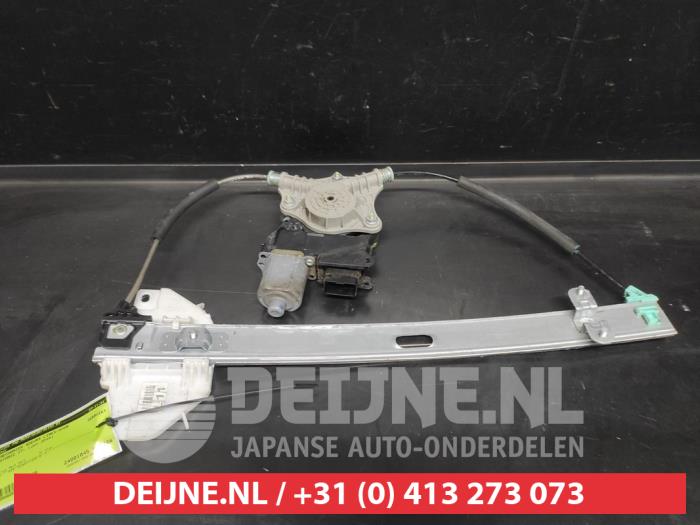 Kia Stonic Ruitmechaniek 4Deurs links-voor O635182