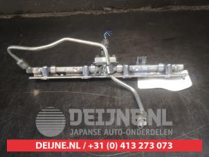 Gebruikte Injector brug Toyota RAV4 (A5) 2.5 Hybrid 16V AWD Prijs op aanvraag aangeboden door V.Deijne Jap.Auto-onderdelen BV
