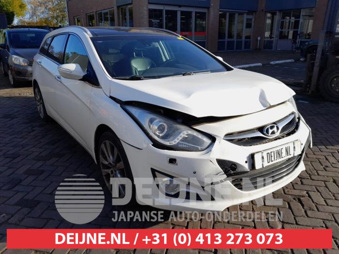 Hyundai I40 Fog light, front right O635581