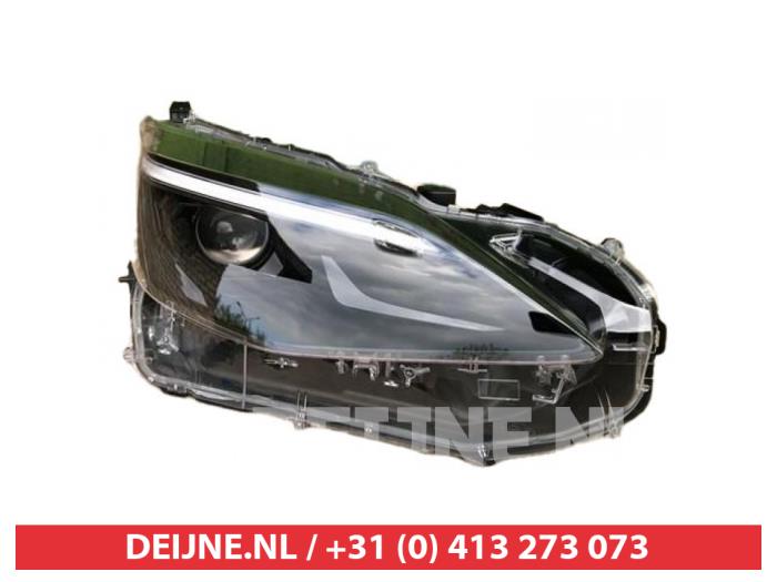 Toyota Yaris Cross Headlight, right O9990009184