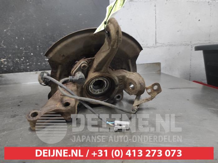 Daihatsu Sirion Achsschenkel rechts vorne O635950