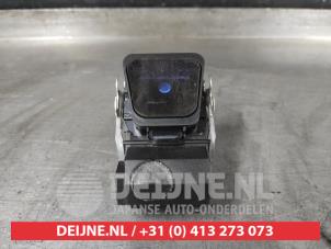 Gebruikte Camera voorzijde Fiat Fullback 2.4 Turbodiesel 180 4x4 Prijs € 75,00 Margeregeling aangeboden door V.Deijne Jap.Auto-onderdelen BV