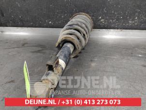 Gebruikte Mac Phersonpoot links-voor Fiat Fullback 2.4 Turbodiesel 180 4x4 Prijs € 85,00 Margeregeling aangeboden door V.Deijne Jap.Auto-onderdelen BV