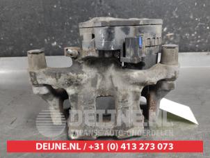 Mazda CX-30 Remklauw (Tang) rechts-achter O636196 foto 3
