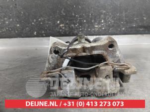 Gebruikte Remklauw (Tang) links-achter Mazda CX-30 (DM) 2.0 e-SkyActiv-X 181 M Hybrid 16V Prijs op aanvraag aangeboden door V.Deijne Jap.Auto-onderdelen BV