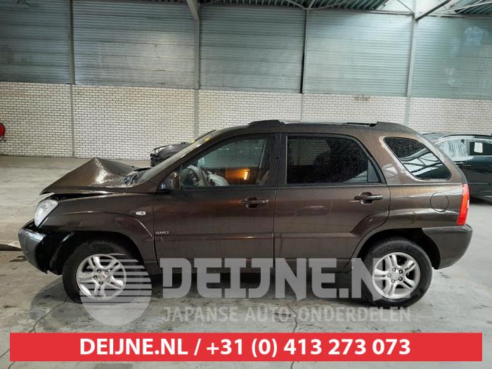 Kia Sportage Türscheibe 4-türig links vorne O636332
