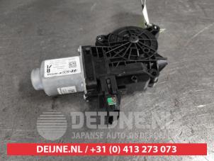 Kia Stonic Raammotor Portier O636654 foto 2