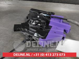 Hyundai I30 Deurslot Mechaniek 4Deurs rechts-achter O636688 foto 2