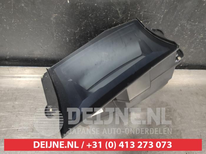 Gebruikte Head-up display Nissan Qashqai (J12) 1.5 VC-T e-Power 16V Prijs op aanvraag aangeboden door V.Deijne Jap.Auto-onderdelen BV