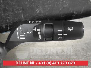 Nissan Qashqai Steering column stalk O636803 photo 3