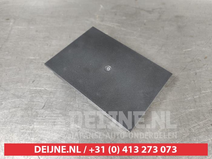 Nissan Qashqai Draadloze oplader O636805
