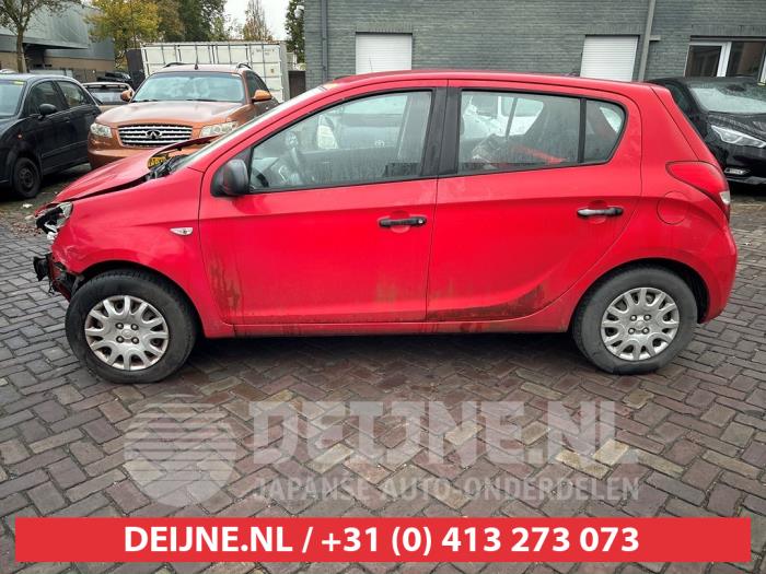 Hyundai I20 Türscheibe 4-türig links hinten O636826