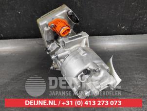 Nissan Qashqai Air conditioning pump O636873 photo 2
