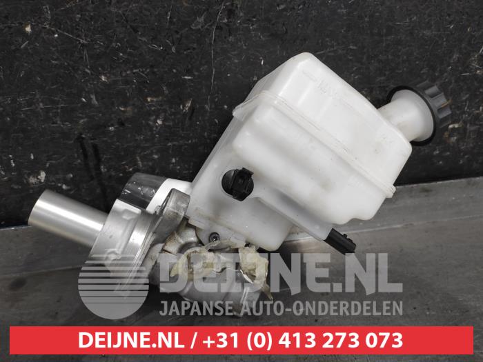 Gebruikte Hoofdremcilinder Nissan Qashqai (J12) 1.5 VC-T e-Power 16V Prijs op aanvraag aangeboden door V.Deijne Jap.Auto-onderdelen BV