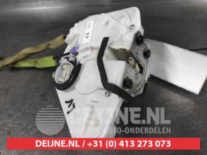 Mazda 3 Door lock mechanism 4-door, front left O636893 photo 2