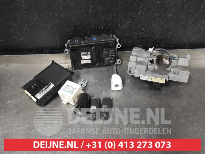 Mazda CX-5 Slotenset Cilinder (compleet) O637063