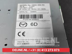 Mazda 2 Radio O637244 photo 2