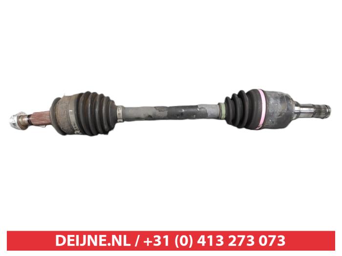Mazda 3 Aandrijfas links-voor O637316