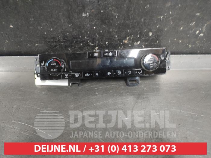 Nissan Qashqai Kachel Bedieningspaneel O637315