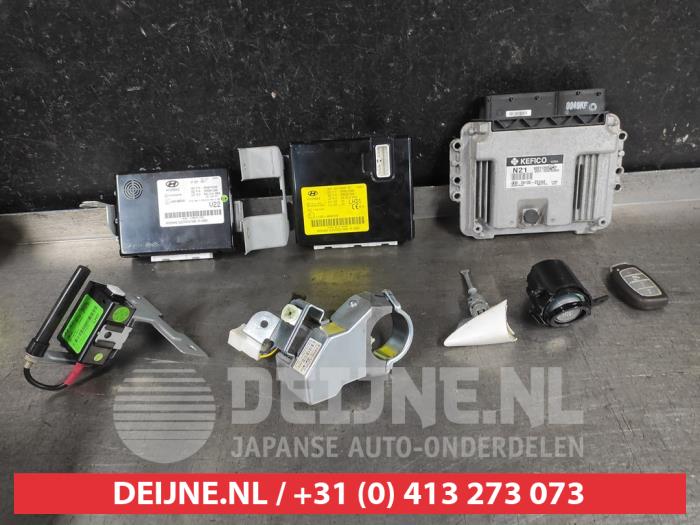 Hyundai I40 Set of cylinder locks (complete) O637400