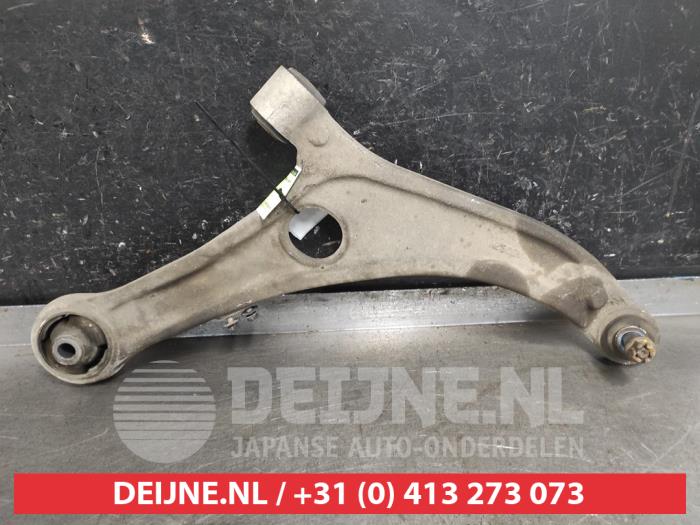 Hyundai I40 Front lower wishbone, right O637409
