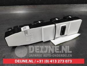 Hyundai Ioniq Multi-functional window switch O637752 photo 2