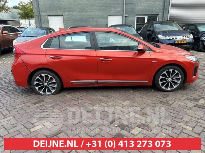 Hyundai Ioniq Dreieckfenster rechts hinten O637767