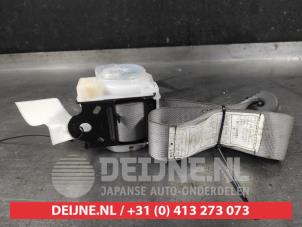 Daihatsu Cuore Sicherheitsgurt links hinten O637795 foto 2