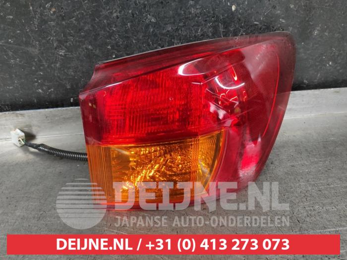 Lexus IS Rücklicht rechts O637994