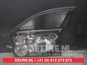 Lexus IS Front door 4-door, right O638005 photo 2