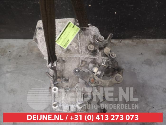Suzuki Celerio Versnellingsbak O638272