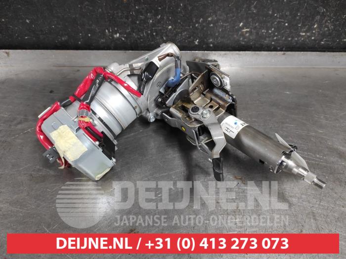 Toyota Auris Stuurkolomas O638485