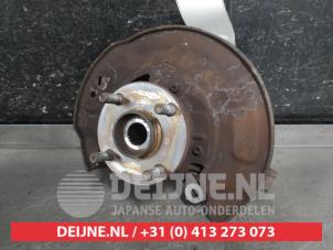 Toyota Yaris Achsschenkel rechts vorne O638540 foto 2