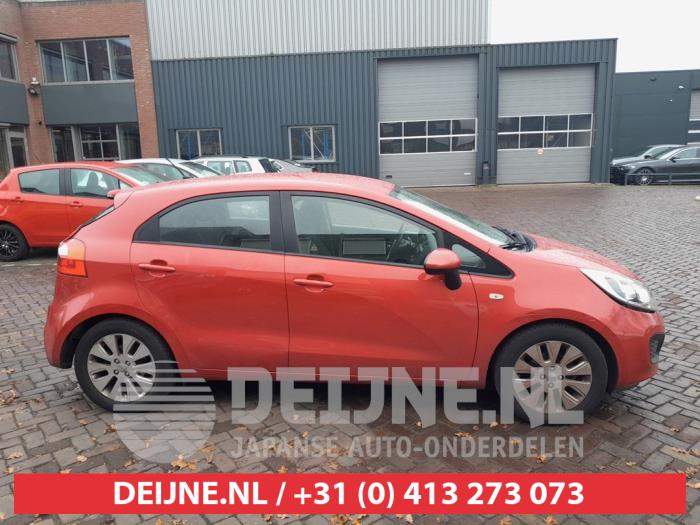 Kia Rio Extra Ruit 4Deurs rechts-voor O638634
