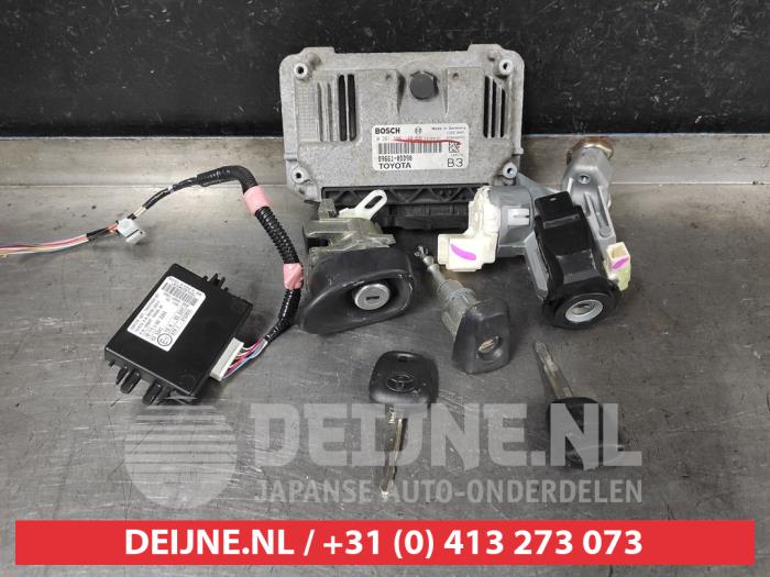 Toyota Yaris Computer Motormanagement O638711