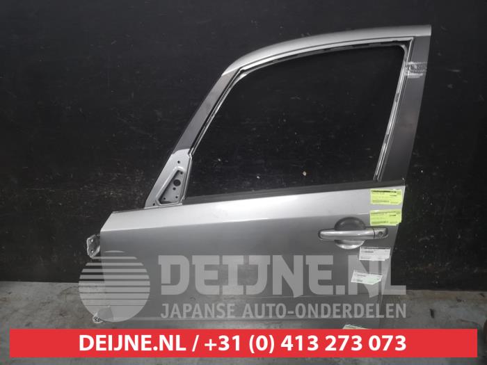 Suzuki SX-4 Portier 4Deurs links-voor O638783