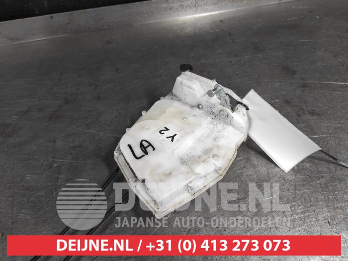 Suzuki SX-4 Deurslot Mechaniek 4Deurs links-achter O638789