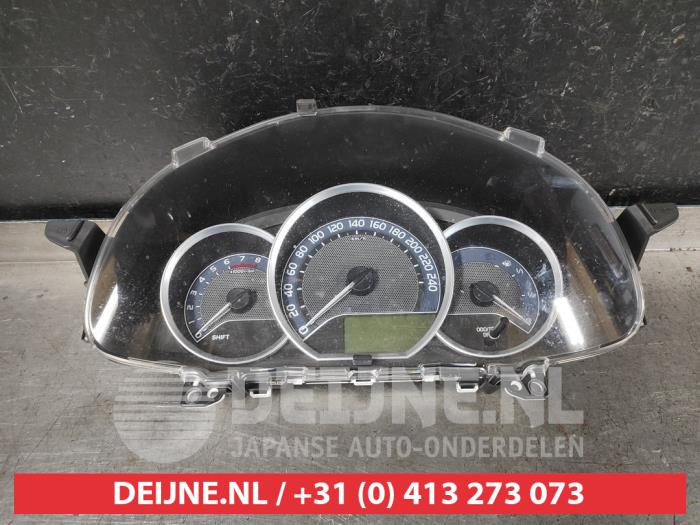 Toyota Auris Kilometerteller KM O638826
