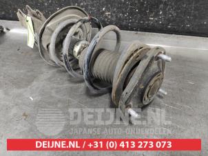 Toyota Auris Stoßdämpferstrebe links vorne O638831 foto 2