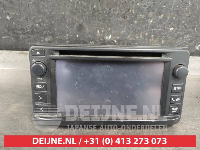 Toyota Auris Radio O638953