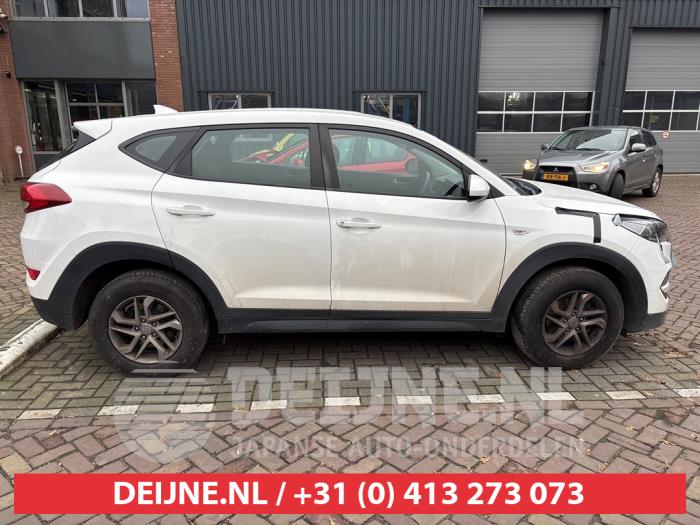 Hyundai Tucson Zusätzliches Fenster 4-türig rechts hinten O638997