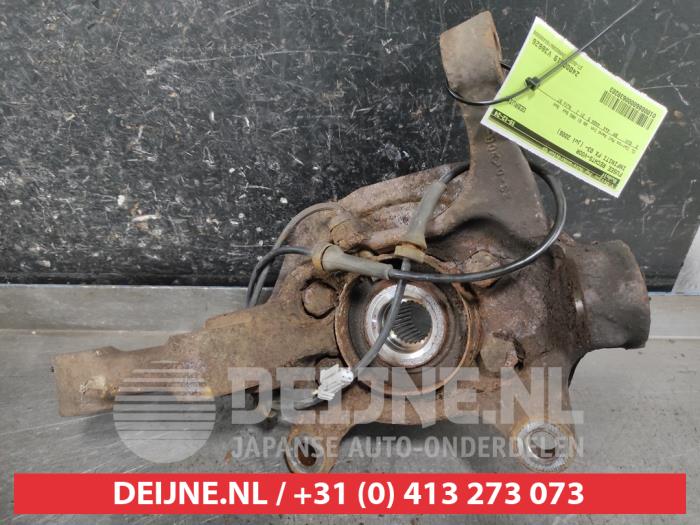 Infiniti FX Fusee rechts-voor O639203