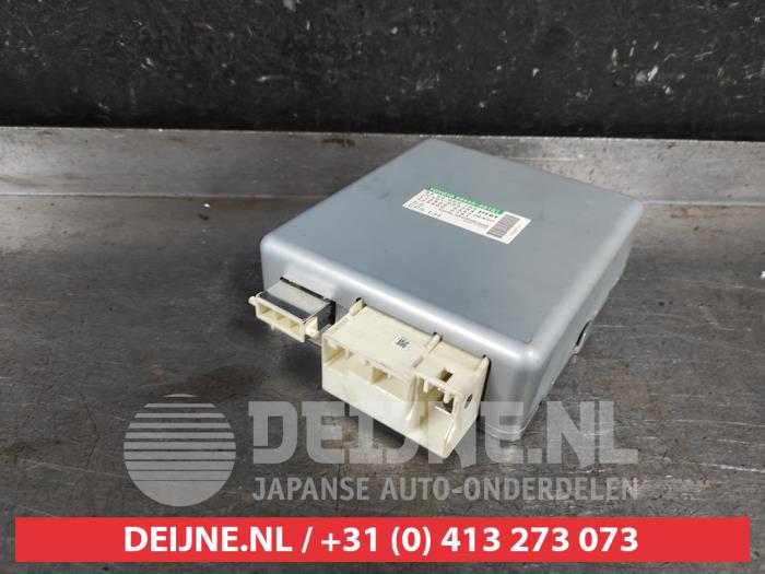 Toyota Avensis Lenkkraftverstärker Steuergerät O639370