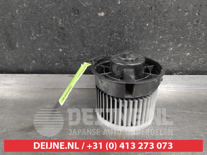Nissan Qashqai Kachel Ventilatiemotor O639632