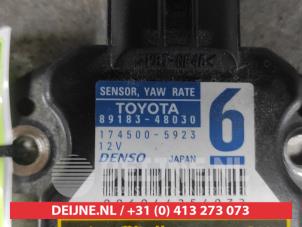 Toyota Auris Anti-roll control sensor O639748 photo 2