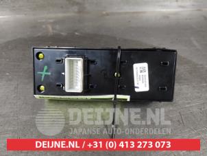 Kia Sportage Multi-functional window switch O639862 photo 2