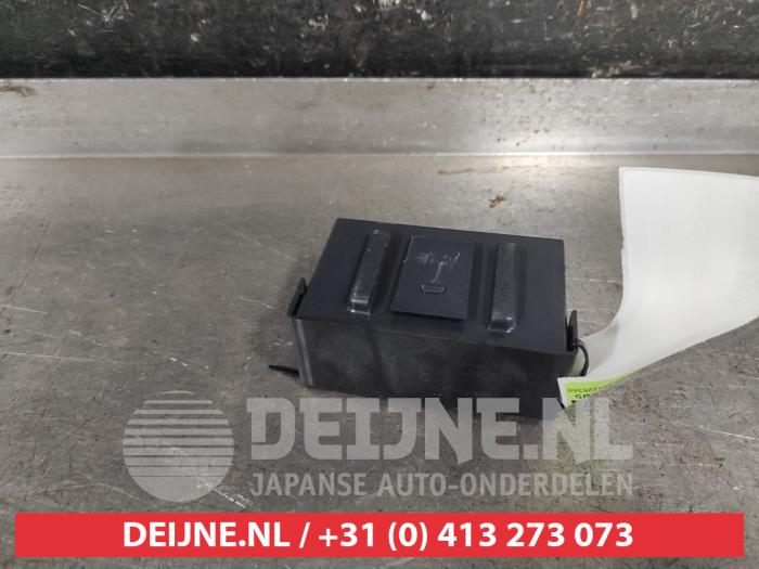 Honda Jazz Relais O639916