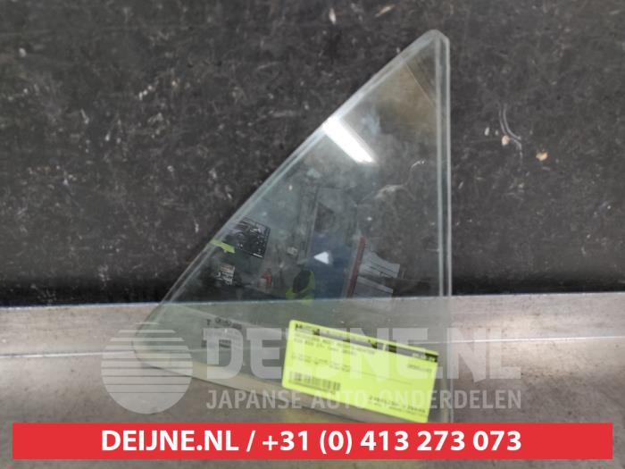 Kia Rio Driehoeks Ruit rechts-achter O640042