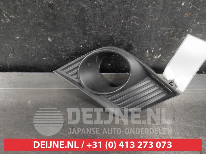 Lexus CT 200h Bumper Rooster O640157