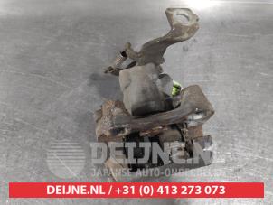 Lexus CT 200h Remklauw (Tang) links-achter O640197 foto 2